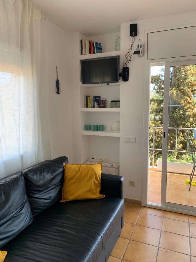 Appartamento Apartamento muy tranquilo con piscina Tossa de Mar Esterno foto